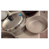 Vintage Wearever Cookware.    Only 1 Lid.