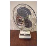 Table Fan 3 Speed Oscillating Working