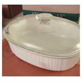 Corning Ware 2.5 Quart covered Casserole