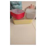 3 PC Vintage Glass Bake Refrigerator Dish Set.