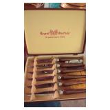 6 Vintage Regent Sheffield Steak Knives in their