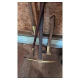Misc . Axe,Pick & other hand tools