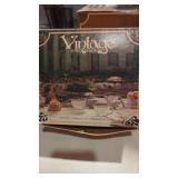 Vintage 8 PC Snack Set