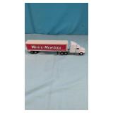 (1991).  1:64  White - New Idea Semi Truck and