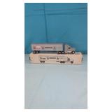 (1992). 1:64 Deutz-Allis,Hesston,AGCO, White Semi