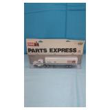 (1986).   1:64 CASE IH Parts Express Semi Truck
