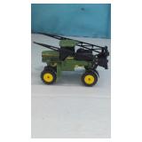 1:64 John Deere 4710 Self-propelled Sprayer