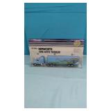 (1988) 1:64 The Toy Farmer Kenworth Cab with