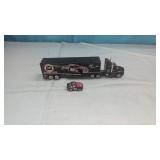 1:64 Exide Batteries Racing Team Transporter and