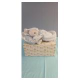 1990 Precious Moments "The Eyes Of The Lord Are