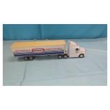 1:64  KRAFT.  Tractor & Trailer (diecast and