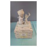 (1983) " His Eye Is On The Sparrow"  Precious