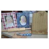 New Dolly Parton Lot , Cookbook Holder Rolling