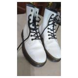 DR MARTENS Size 8 Womens White Pull Tab AirWare.