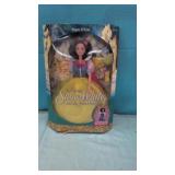 1992 Snow White Doll( box damage)