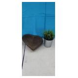 Wooden Heart Bowl & Artificial Grass Decor