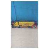 (2002) 1:64  Nascar Nilla Wafers Trailer Rig