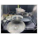 Springform pans, Bundt cake pans, and more pans