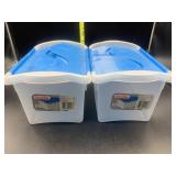 2 Sterilite 3 qt split tote totes