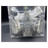 Dual cartridge respirator