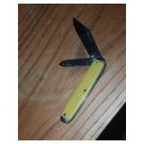 Vintage Colonial 2-Blade Pocket Knife