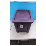 Sterlite  Ultra 18 Gallon Tote with lid