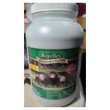 Repellex  Mole & Gopher Repellent About 3/4