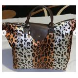 NEW LEOPARD PRINTS TRAVEL BAG
