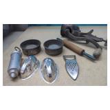 Vintage Kitchen Lot