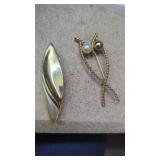 2 Vintage Napier Broach 