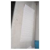 (New) 40" x 16"  Non-Slip Bathtub Mat