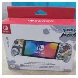 New HORI Nintendo Switch Split Pad Pro featuring