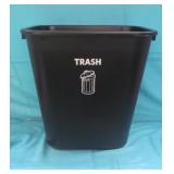 (New) 7 Gallon  Rubbermaid Commercial Trash Can