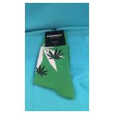 Mens  Size 10-13  Weed Socks