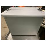 Sterilite 12 gallon tote with locking lid