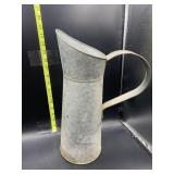 Galvanized aluminum watering can