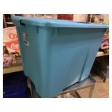 Sterilite 20 gallon storage tote with lid