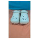 (New) Kids Size 10 -11 Croc Style Shoes