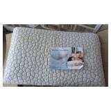 2 Memory Foam Cooling Pillows