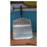 Oona  16" x18" Pizza Peel with 12" Handle