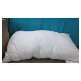 Beckham Standard Queen Down Alternative Pillow