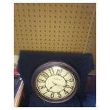 12 inch Nice wall clock by Green Leaf Home