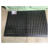 Restaurant quality rubber mat