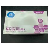 New - nitrile gloves - 100 medium gloves - powder