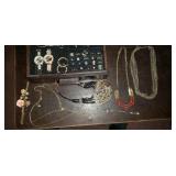 Mixed Jewelry Lot, Rings, Bracelets, Earrings and