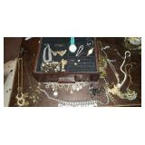Mixed Jewelry Lot, Rings, Bracelets, Earrings and