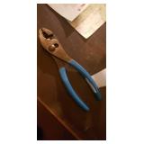 Cannellock 526 Adjustable Pliers