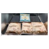 New 60 Disposable Bibs & Activity Placemats