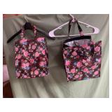 2 large insulated lunch totes