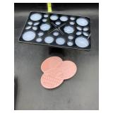 Makeup brush holder and cleaning mat